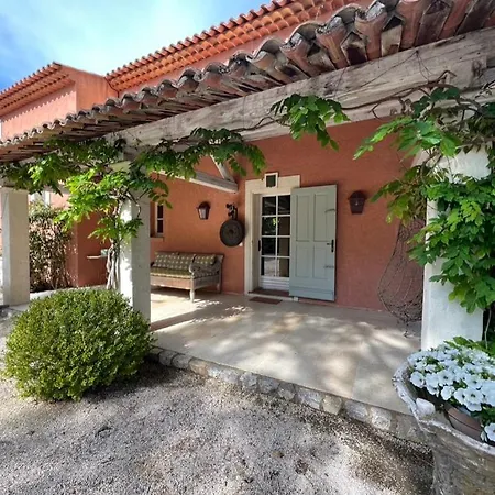 וילה Beautiful 5 Bedroom Family House With Pool רמטואל